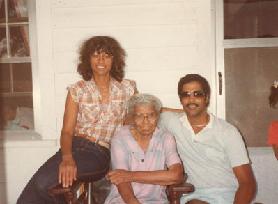 Enora Mae Harvey - Mida Manley Jacobs Harvey - Danny Sexton
Taken in 1984
Granddaughter - Wife - Grandson of Wm. Daniel Harvey Sr.
Granddaughter (daughter of Elnora) 
Grandson (son of Wm. Daniel Harvey Jr. & adopted son of Mable O. Harvey Sexton (Mabee)) 
Keywords: Mida Danny Enora