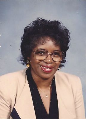 Frankie Balance
Frankie is the Wife of William Thomas Harvey, the Daughter-in-law of Lloyd Russell Harvey.
