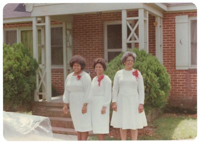 Veronica Lorraine Taylor King - Hattie Beatrice Sexton Hunter - Mabel O. Harvey Sexton
Taken June 1979 in Rich Square, NC.
Lorraine is the daughter of Elsie Polly (Snook) Jacobs Taylor and the granddaughter of Martha Esther Parks Jacobs.
Hattie Beatrice is the daughter of Mable O. (Mabe) Harvey Sexton and the granddaughter of Wm. Daniel Harvey Sr.
Mable Ozella (Mabe) is the daughter of Wm. Daniel Harvey Sr.
Keywords: Lorraine King Hattie Beatrice Hunter Mable O. Harvey