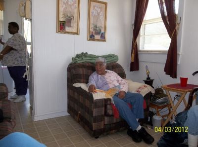 Johnnie Mae Grant Edwards, Janie Harvey Grant
Johnnie is the daughter of Janie Harvey Grant and the granddaughter of William Daniel Harvey, Sr.; Janie is the daughter of William Daniel Harvey, Sr.; taken at the home of Janie Harvey Grant in Rich Square, NC, Tuesday, April 3, 2012.
